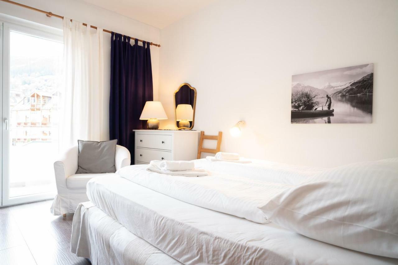 Living Eden By We Rent, Summercard Included Τσελ αμ Ζέε Εξωτερικό φωτογραφία