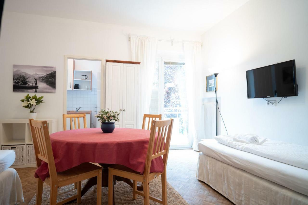 Living Eden By We Rent, Summercard Included Τσελ αμ Ζέε Εξωτερικό φωτογραφία