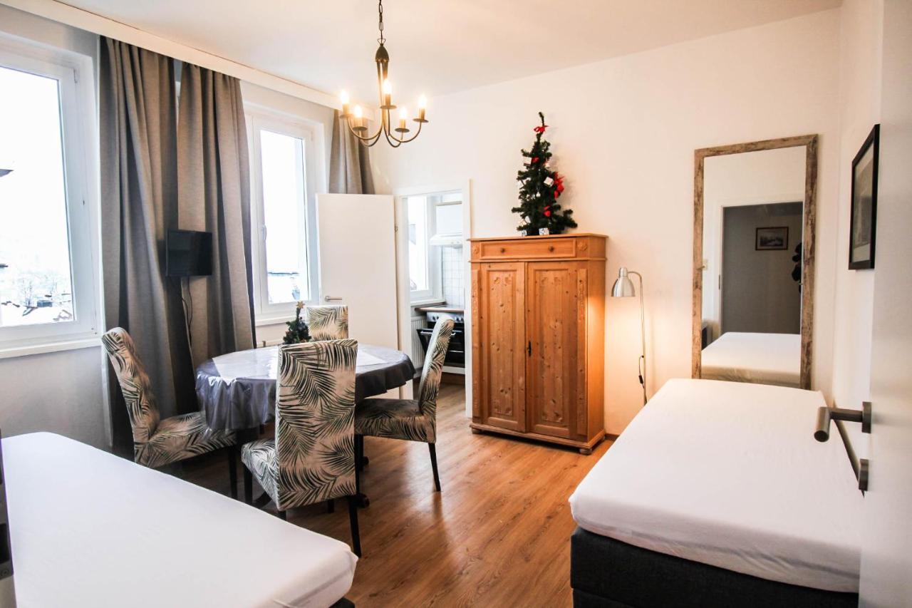 Living Eden By We Rent, Summercard Included Τσελ αμ Ζέε Εξωτερικό φωτογραφία